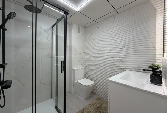 Herverkoop - Appartement / Flat -
Torrevieja - Playa del Cura