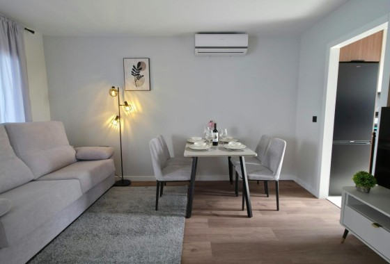 Herverkoop - Appartement / Flat -
Torrevieja - Zona Los Frutales
