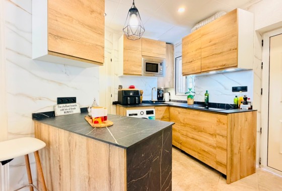 Resale - Apartament -
San Miguel de Salinas