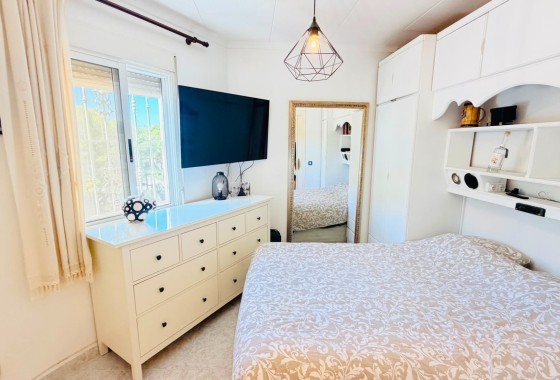 Resale - Apartament -
San Miguel de Salinas