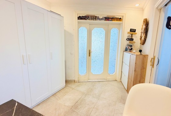 Resale - Apartament -
San Miguel de Salinas