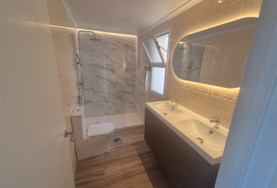 Resale - Townhouse -
Pilar de la Horadada - Mil Palmeras