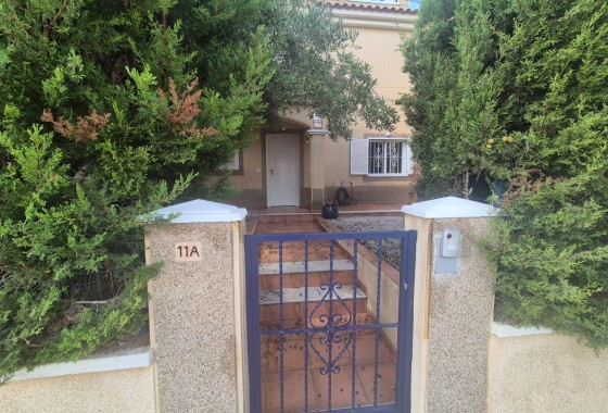 Resale - Townhouse -
Pilar de la Horadada - Mil Palmeras