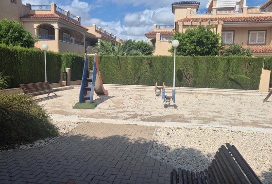 Resale - Townhouse -
Pilar de la Horadada - Mil Palmeras