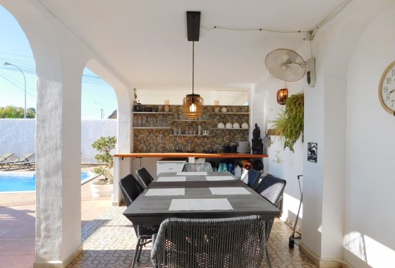 Resale - Semi Detached Villa -
Torrevieja - San Luis