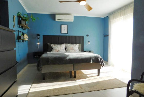 Resale - Semi Detached Villa -
Torrevieja - San Luis