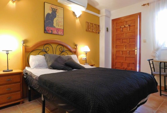 Resale - Semi Detached Villa -
Torrevieja - San Luis