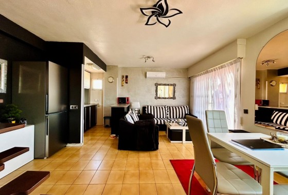 Resale - Apartment / Flat -
Torrevieja