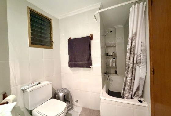 Revente - Appartement -
Elche