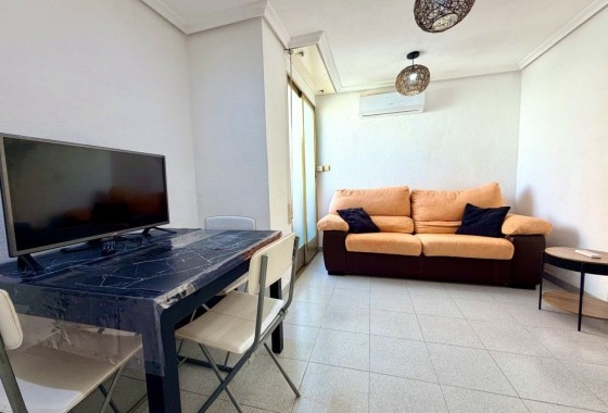 Revente - Appartement -
Elche