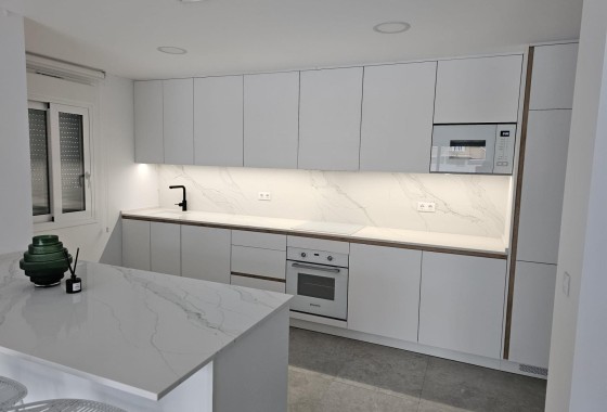 Revente - Appartement -
Torrevieja - Torreblanca