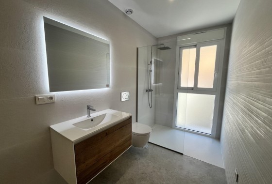 Revente - Appartement -
Torrevieja - Torreblanca