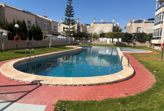 Revente - Appartement -
Torrevieja - Torreblanca