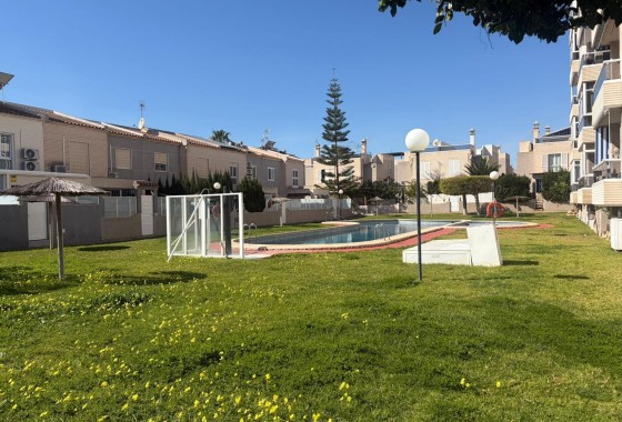 Revente - Appartement -
Torrevieja - Torreblanca