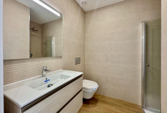 Revente - Appartement -
Torrevieja