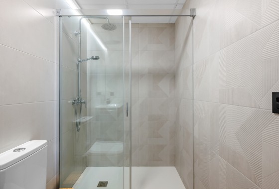 Wiederverkauf - Wohnung / Apartment -
Los Altos