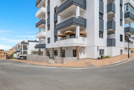 Wiederverkauf - Wohnung / Apartment -
Los Altos