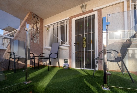 Resale - Semi Detached Villa -
Cabo Roig - La Regia