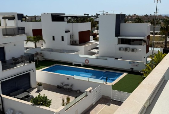 Revente - Appartement -
Torre de la Horadada