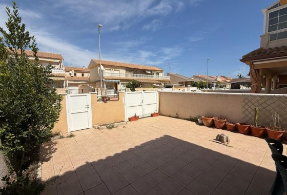 Venta - Adosado -
Torre de la Horadada