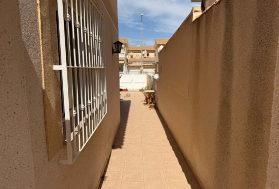 Venta - Adosado -
Torre de la Horadada