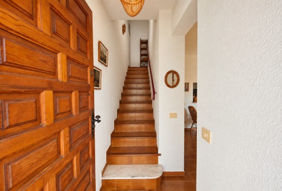 Herverkoop - Rijhuis -
Torrevieja - Nueva Torrevieja