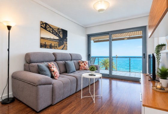 Sprzedaż - Apartament / Mieszkanie -
Torrevieja - Playa del Cura