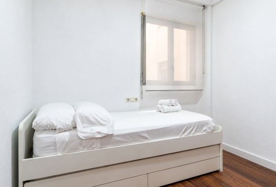 Sprzedaż - Apartament / Mieszkanie -
Torrevieja - Playa del Cura
