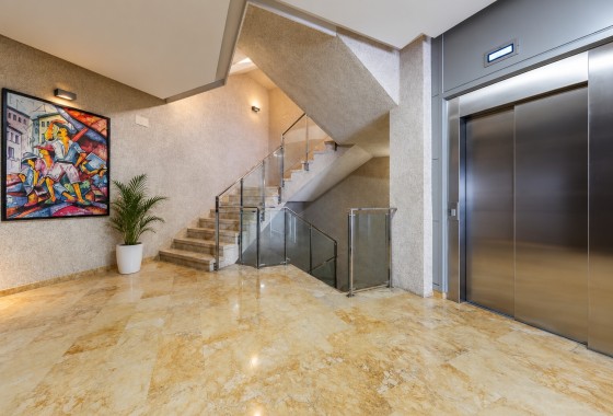 Sprzedaż - Apartament / Mieszkanie -
Torrevieja - Playa del Cura