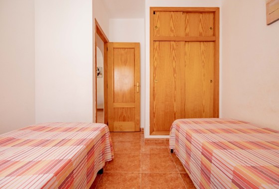 Wiederverkauf -  -
Torrevieja - Playa de los Locos