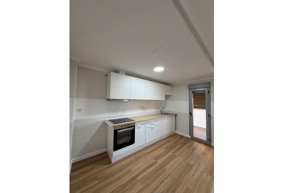 Wiederverkauf - Wohnung / Apartment -
Torrevieja - Puerto Deportivo Marina Salinas