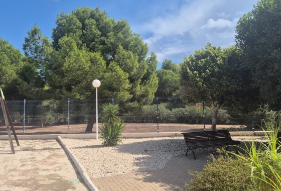Herverkoop - Rijhuis -
Pilar de la Horadada - Mil Palmeras