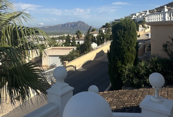 Herverkoop - Vrijstaande Villa -
Cumbre Del Sol - Costa Blanca