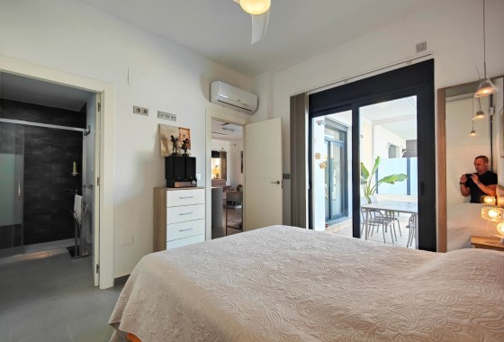 Herverkoop - Vrijstaande Villa -
Formentera del Segura - Formentera de Segura