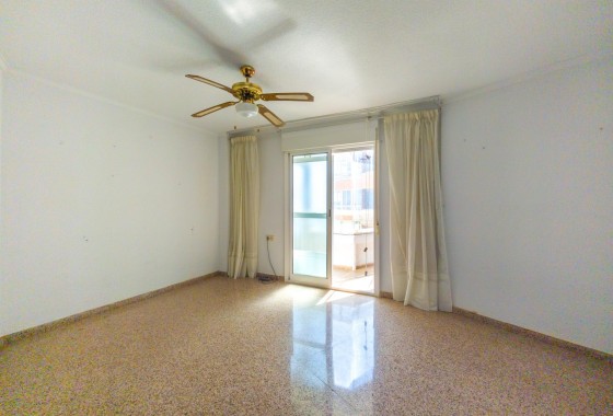 Herverkoop - Appartement / Flat -
Torrevieja - La Mata