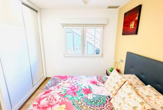 Venta - Villa Semi Adosado -
Los Montesinos - La Herada