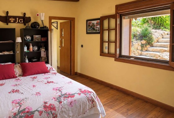 Venta - Finca / Casa de campo -
Gea y Truyols
