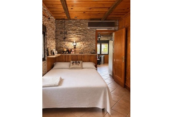 Venta - Finca / Casa de campo -
Gea y Truyols