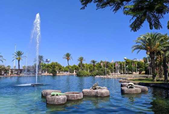 Wiederverkauf - Wohnung / Apartment -
Torrevieja - Parque de las Naciones