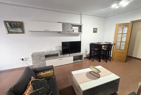 Herverkoop - Appartement / Flat -
Torrevieja - Las Piscinas Naturales