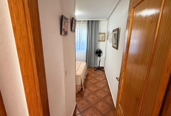 Herverkoop - Appartement / Flat -
Torrevieja - Playa del Cura