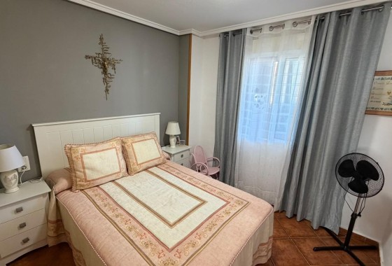 Herverkoop - Appartement / Flat -
Torrevieja - Playa del Cura