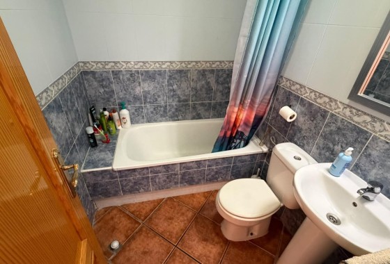 Herverkoop - Appartement / Flat -
Torrevieja - Playa del Cura