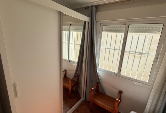 Herverkoop - Appartement / Flat -
Torrevieja - Playa del Cura