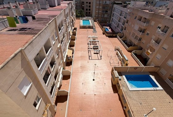 Herverkoop - Appartement / Flat -
Torrevieja - Playa del Cura