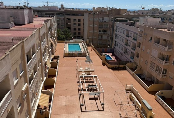 Herverkoop - Appartement / Flat -
Torrevieja - Playa del Cura