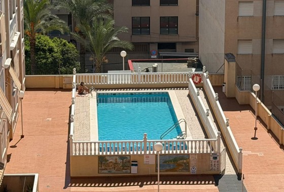 Herverkoop - Appartement / Flat -
Torrevieja - Playa del Cura