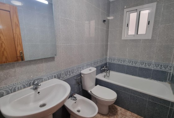 Revente - Appartement -
Torrevieja