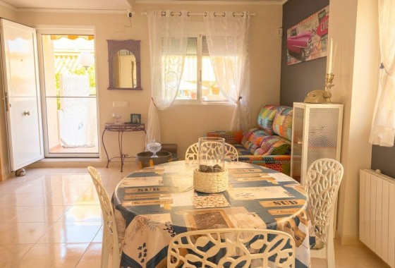 Herverkoop - Rijhuis -
El Verger - Costa Blanca