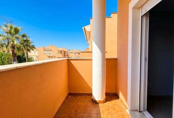 Herverkoop - Rijhuis -
El Verger - Costa Blanca